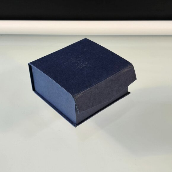 Empty Gift Box Fine Quality Crystal Artwork London Size 4" x 4" x 2" - Picture 3 of 5